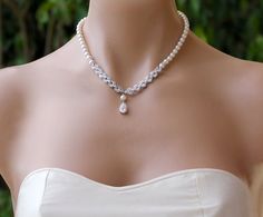 Pearl Backdrop Necklace, Pearl Bridal Necklace, Pearl and Crystal Necklace,  FELICITY Crystal Pearl Necklace, Pearl Bridal Necklace, Pearl And Crystal Necklace, Pearl Necklace With Pendant, Necklace Design Ideas, Teardrop Diamond Necklace, Diamond And Pearl Necklace, White Pearls Necklace, Pearl Backdrop