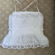 J.Crew Eyelet Peplum Camisole Top In White, Size Xs, New With Tags. Adjustable Straps, Side Zip. I Bought Two Sizes And This One Did Not Fit. From Summer 2023 Collection. Super Cute For Winter With Cardigan Over! Chic Fitted Lace Top For Vacation, Fitted Cotton Lace Tank Top, White Lace Tops With Built-in Bra, Fitted Cotton Camisole With Lace Top, Feminine Spring Tops With Built-in Bra, White Lace Camisole Top For Beach, Sleeveless Lace Top For Summer Brunch, Fitted Lace Top Cotton Camisole, Summer Cropped Lace Tank Top