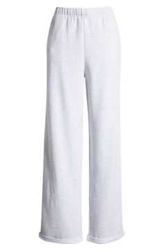 You'll want to lounge all day in these supersoft fleece sweatpants in a comfy straight-leg silhouette from Kim Kardashian's SKIMS. 30" inseam; 20" leg opening; 12" front rise; 14" back rise (size medium) 70% cotton, 30% polyester Machine wash, dry flat Imported Sweatpants Png Aesthetic, Skims Sweatpants, Basic Sweats, Light Gray Sweatpants, Cute Comfy Clothes, Sweats Pants, Straight Sweatpants, Cute Sweats, Straight Leg Sweatpants