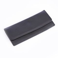 "You'll love the chic style of this genuine leather clutch from Royce Leather. You'll love the chic style of this genuine leather clutch from Royce Leather. LUGGAGE FEATURES 10 credit card pockets Lined currency compartmentLUGGAGE SIZING 7.75\"W x 3.5\"H x 0.37\"D Weight: 5 ozLUGGAGE DETAILS Top grain nappa leather Imported Manufacturer's 1-year limited warranty For warranty information please click here Size: One Size. Color: Black. Gender: unisex. Age Group: adult." Elegant Black Business Coin Purse, Elegant Black Coin Purse For Business, Elegant Bifold Wallet For Office, Chic Bifold Business Wallet, Modern Office Clutch Wallet, Elegant Everyday Wallet, Elegant Black Trifold Evening Wallet, Elegant Black Trifold Wallet For Evening, Classic Soft Leather Clutch For Travel