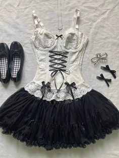 TAVIMART - Adult Formal Dress Lolita Jsk Tube Top Fairy Pettiskirt Two-Piece Suit Tops Size Inforamtion S Bust 80cm Shoulder cm length 35cm M Bust 84cm Shoulder cm length 36cm L Bust 88cm Shoulder cm length37cm Skirt Size Inforamtion S Waist 62CM length 31cm,Hips 92cm M Waist 66CM length 32cm,Hips 96cm L Waist 70CM length 33cm,Hips 100cm Tank Top Skirt, Sweet Clothes, Image Swag, Creation Couture, Womens Cami, Crop Tank Top, Really Cute Outfits, Ootd Outfit, Women Clothes