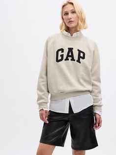 Vintage Soft Raglan Sweatshirt | Gap Twofer Sweater, Arch Logo, Raglan Sweatshirt, Logo Vintage, Vintage Soft, Sweatshirt Crewneck, Crew Neck Jumper