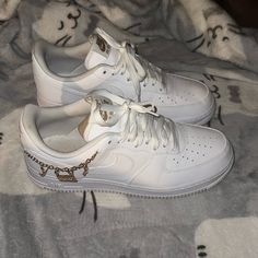 Super Cute Air Forces With Gold Charms! Used But Still In Great Condition. No Box Cute Air Forces, Shoes Nike Air Force, Nike Shoe, Shoes Nike Air, Air Forces, Gold Charms, Nike Air Force 1 Low, Air Force 1 Low, Nike White