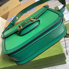 ENT - GCI Bags - 1994 A+ Excellent Quality; Contact us if you've any questions in your mind. Genetic Code, Gucci Horsebit, Bag Green, Luxury Products, Double Ring, Small Pouches, Bar Design, Green Bag, Gucci Bag