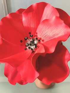 Red poppy fascinator with handmade textured petals. A majestic headdress for performances and important events.
The hat is ideal for a tea party, women's day at the races, for mom and bridesmaids, for themed photo shoots, in a festival outfit.
Hats transform us, so if you have a dream to show off at a social event, you can transform yourself with one accessory
 
The flower is very light, almost weightless, perfectly holds its shape. Attaches to the bezel.
 
 
Universal mount allows you to wear i Themed Photo Shoots, Poppy Hat, Wedding Angels, Red Fascinator, Royal Ascot Hats, Rose Hat, Occasion Hats, Day At The Races, Magical Accessories