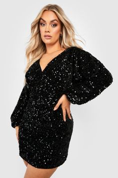 Womens Plus Velvet Sequin Blouson Sleeve Mini Dress - Black - 18 - Create a flawless silhouette that celebrates those curves with this plus-size bodycon dress. A bodycon dress is all about figure-flattering style with its tight but flexible fit. So give those curves a great big hug with this gorgeous and comfortable piece. From nights out to fun socials, this piece delivers on head-turning style. Whether it's a plus-size black bodycon dress you can rely on season-after-season or a stunning plus Black Formal Dress Short Plus Size, Plus Size Vegas Outfits, Plus Size Graduation, Bachelorette Party Dresses, Velvet Dress Short, Hoco Dresses Long Sleeve, Sequin Dress Short, Dress For Petite Women, Nye Dress