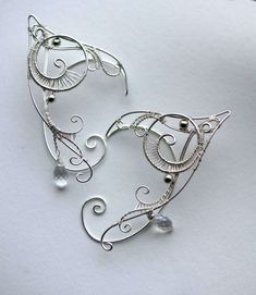 Silverplated ear cuffs. Very comfortable, can be adjusted to any size. Ear Cuffs No Piercing, Cosplay Items, Elven Jewelry, Bohemian Style Jewelry, Wire Jewelry Tutorial, Hodge Podge, Wrap Earrings, Wire Jewelry Designs, Etsy Stuff