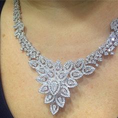 White Gold 14K Sparkling Round 38 Ct  Diamonds New Ladies Necklace Necklace Simple Elegant Necklace, Ladies Necklace, Jewelry Design Drawing, Choker Collar Necklace, Small Necklace, Diamond Jewel, Diamond Jewelry Designs, Necklace Sets, Real Jewelry