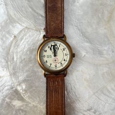 100% Authentic! From The ‘90s. Batteries Need To Be Replaced To Be Restored Back To Fully Working Condition. Still Has Many Years Left! Made In San Francisco. Watch Old, Vintage Wrist Watch, Felix The Cat, Retro Watches, Felix The Cats, Accessories Vintage, Wild Life, Vintage Brown, Vintage Accessories