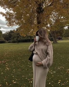 Women Pregnant Outfits, Maternity Dinner Outfit Winter, Short And Pregnant, Scandi Maternity Style, Sweater Over Dress Outfit Maternity, Early Pregnancy Outfits Winter, Dressy Pregnancy Outfits, Preggo Fashion Winter