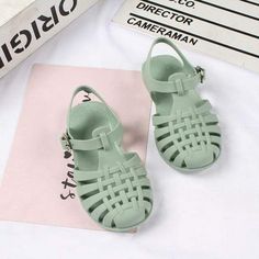 Green / 17cm Roman Slippers Candy Jelly, Kids Candy, Water Sandals, Princess Shoes, Splish Splash, Buckled Heels, Jelly Sandals, Beach Shoes