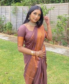 Saree Look For Traditional Day In College, Ethnic Day Saree Outfits College, Tamil Saree Look, Traditional Day Outfit For College Saree, Tamil Clothes, Saree Tamil, Tamil Saree, Cultural Clothes, Dance Competition Dress