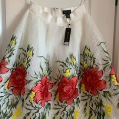 Gracia Multilayered Floral Embroidered Midi Dress, Zipper In The Back Nwt Never Worn Embroidered Midi Dress, Dress Zipper, Women Skirts Midi, Multi Layering, The Back, Midi Skirt, Womens Skirt, Color White, Midi Dress