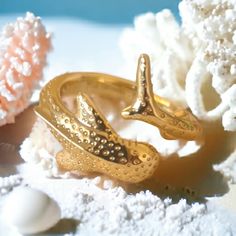 This beautiful whaleshark ring is one of a kind. 14K real Gold 2.5 micron Gold Vermeil plating over a solid Sterling Silver base.                             Available in sizes 6, 7, 8 & 9. Tarnish Proof, water resistant. Please take care for longer lasting wear. (If worn in the ocean over long periods of time your Gold pieces can wear down to the sterling Silver base) Whale Bone Ring, Ocean Gold Ring, Gold Ocean Jewelry, Ocean Accessories, Shark Ring, Ocean Ring, Anchor Jewelry, Dope Jewelry Accessories, Surf Jewelry