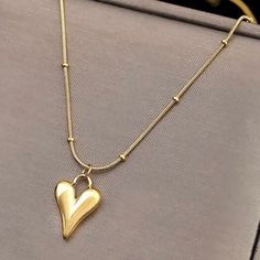 S I Z E S•Necklace length: 40cm+5cm• Material: High Quality 14k gold plated• Finish: 14K Gold S Necklace, Gold Anklet, Ankle Bracelets, Necklace Length, Heart Necklace, Bridesmaid Gifts, Anklets, Classic Design, Necklace Lengths