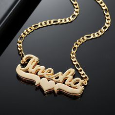 Custom Name plate Necklace in 14K Gold with underline heart accent personalized and custom-made with your desired text. Our double layer 3D nameplate jewelry is handcrafted with 14K Gold-filled Stainless Steel meaning it is waterproof, hypoallergenic, non tarnish, and everlasting! These are the perfect gifts for the King and Queen in your life. They scream elegance, luxury, and style all while being friendly to your pockets! DETAILS: -Waterproof, tarnish-resistant, rust-resistant, hypoallergenic Gold Nameplate Necklace, Nameplate Necklace Gold, Name Chain, Name Plate Necklace, Arabic Jewelry, Jewelry Charms Pendants, Nameplate Necklace, Photo Necklace, Plate Necklace