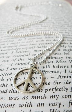 Silver Peace Sign Necklace!  This simple peace symbol necklace is perfect for daily wear and goes well with all outfit.♥ Antiqued silver charm  (Charm Size: 1.8cm)♥ 18-20" silver plated adjustable necklace♥ Always Gift Wrapped ♥______________________________________________________________Follow Baby Loves Pink on:Facebook.com/babylovespinkBabylovespink.blogspot.comTwitter @ BabyLovesPink♥ Check out my other items: www.etsy.com/shop/BabyLovesPinkThank you for visiting Baby Loves Pink!© Baby Love Peace Necklace, Peace Sign Necklace, Sign Necklace, Symbol Necklace, Photo Locket, Adjustable Necklace, Pink Baby, Printing Labels, Locket Necklace