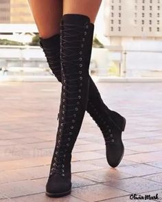 Olivia Mark - Thigh high boots with laces and eyelets Flat Over The Knee Boots, Creative Drawings, Painting Cartoon, Popular Boots, Boots Combat, Drawings Ideas, Illustrations Art, Equestrian Boots, Suede Leather Boots