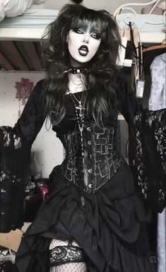 Trad Goth Outfits, Goth Outfit Inspo, Traditional Goth, Goth Fits, Goth Gifts, Goth Outfit Ideas, How To Impress, Goth Subculture, Goth Look