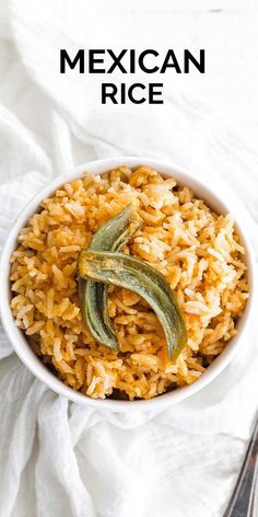 mexican rice in a white bowl with green beans on top and the words, how to make mexican rice