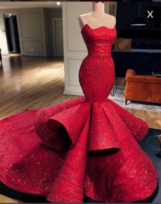 Are you looking for Glamorous Strapless Beading Mermaid Floor-length Wedding Dress With Ruffles online? Biztunnel is a best place to buy modest formal dresses. Lower Price. Ships Fast Worldwide. Couture Dior, Red Evening Gowns, Prom Dress Evening, Strapless Prom Dresses, Kampot, Floor Length Prom Dresses, Prom Dresses Sleeveless, Floor Length Skirt, Eyes Model