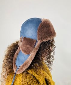 Our aviator hats are made of first quality sheepskin and fur. It is suitable for every style of dressing. Hats have a leather strap that snaps ear flaps under your chin. All of our products are handmade  Gloves that you can combine in similar styles are available on our page. Please contact us if you have any questions. Shearling Hat With Faux Fur Lining And Ear Flaps, Sheepskin Hats With Ear Flaps For Outdoor, Sheepskin Outdoor Hat With Ear Flaps, Sheepskin Hat With Faux Fur Lining And Ear Flaps, Winter Sheepskin Hats With Plush Lining, Trapper Hat Men, Winter Hat Women, Aviator Cap, Women Winter Hat