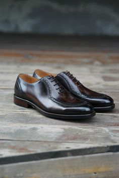 Introducing MSW Apron Toe Oxford - the epitome of sophistication and luxury. Crafted with exquisite detail and precision, these oxfords exude elegance and style. The apron toe design adds a touch of refinement, making these shoes a must-have for the modern man. Upgrade your wardrobe with MenStyleWith, the perfect blend of art and fashion. MenStyleWith Apron Toe Oxford Premium Calfskin Leather Fully Grain Leather Lined with Full Leather Insole Solid Rubber Sole Painted by hand Handmade with care Dark Brown Shoes, Blazers Shoes, Loafer Sneakers, Brown Shoe, Toe Designs, Modern Man, Leather Shoes, Sneaker Boots, Calf Skin