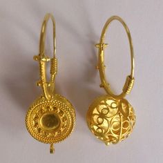 A Replication of Early Medieval Basket Earring in 22 kt yellow gold.ùThe earrings are completely hand made in our atelier in Italy Como with a rigorous quality workmanship .The original earrings dating 6th - 7th century AD are located at the Como Traditional Gold Plug Earrings For Anniversary, Hallmarked 22k Gold Round Earrings, Luxury Ceremonial Pierced Earrings, Gold-plated Yellow Gold Hoop Earrings For Celebrations, Gold Plated Yellow Gold Hoop Earrings For Celebration, Yellow 22k Gold Round Earrings, Yellow Gold-plated Hoop Earrings For Celebrations, Yellow Gold Plated Hoop Earrings For Celebration, Yellow Earrings With Intricate Design For Gift