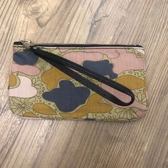 Brand New Marc By Marc Jacobs Wristlet. New In Bag, And Never Been Worn. Marc Jacobs Wallet, Purple Quilts, Oversized Clutch, Leather Clutch Wallet, Wristlet Purse, Jacob Black, Marc Jacobs Bag, Orange Leather, Wristlet Wallet