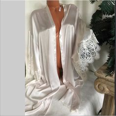 Nwt Victoria's Secret Perfect For The Bridal!Gorgeous Dream Angels Kimono Robe In Size Medium/Large. Long Summer Sleepwear For Wedding Night, Summer Wedding Night Long Sleepwear, Elegant Lace Sleepwear By Victoria's Secret, Fitted Robe For Home, Victoria's Secret Fitted Sleepwear For Wedding, Victoria's Secret Fitted Wedding Sleepwear, Fitted Victoria's Secret Sleepwear For Wedding, Victoria's Secret Wedding Night Sleepwear, Elegant Spring Sleepwear By Victoria's Secret