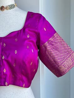 Size 38-42 pure silk magenta pink blouse Long Sleeve Tops With Padded Blouse For Festivals, Elegant Purple Blouse With Pallu, Pink Silk Long Sleeve Blouse Piece, Pink Silk Long Sleeve Blouse, Elegant Silk Tops For Festivals, Purple Blouse For Wedding, Long Sleeve Pink Silk Blouse, Wedding Silk Sleeveless Blouse, Elegant Silk Blouse With Pallu