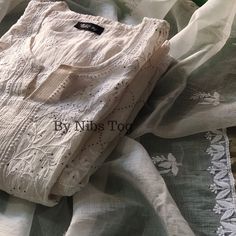 Nibs Tog Roohani Ivory Chikankari Kuta with Dupatta Set Pure Mulmul Chanderi (Semi Stitched), Indian Ethnic Party Wear Chikankari Suit Dyeble Shop More Chikankari outfits by Nibs Tog on our Shop : https://www.etsy.com/in-en/shop/NibsTog PLEASE NOTE: Since its hand embroidery, every design has single piece only, therefore, you may get a different design motif Suit. This also ensures the uniqueness of the outfit you will receive. Please connect us to check the designs available. Package Includes: Kurta+Dupatta Features: Fabric: The Ivory Chikankari Suit is made of Pure mulmul Chanderi Cotton fabric. Super soft & versatile. Style: The Chikankari Suit is made in Slight A Line pattern. The Suit is Semi Stitched and has Chikankari hand embroidery, embellished with mukaish. Colour: The Chikankari Off-white Churidar With Straight Kurta, White Chanderi Sharara With Straight Kurta, Designer Wear Cream Kurta For Navratri, Designer Cream Kurta For Navratri, Eid Off White Salwar Kameez With Cutdana, Eid Salwar Kameez In Off-white With Cutdana, Off White Salwar Kameez With Cutdana For Eid, Straight Kurta In Off White With Cutdana Details, Cream Straight Kurta With Cutdana Details