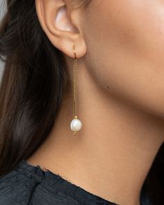 Baroque Pearl Chain Gold Earrings - Perfect Bridesmaid Jewelry for Modern Weddings - CHE048 Delicate Gold Earrings For Party, Minimalist Gold Earrings With Pearl Chain, Elegant Gold Plated Linear Earrings For Evening, Delicate Gold Earrings For Formal Occasions, Elegant Gold Plated Pearl Earrings For Party, Gold Linear Earrings With Pearl Chain For Party, Delicate Gold Plated Earrings For Party, Elegant Gold Dangle Bridal Earrings, Elegant Yellow Gold Pearl Earrings For Wedding