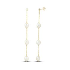 Add these lustrous cultured pearl dangle earrings to dress up your evening attire. 10K yellow gold A trio of oval freshwater cultured pearls suspends along a chain in this drop design 74mm in length Ball posts and friction backs Jewel Wedding, Pearl Dangle Earrings, Drop Design, Pearl Earrings Dangle, Freshwater Cultured Pearls, Accessories Jewelry Earrings, Evening Attire, Pearl Drop Earrings, Pearl Drop