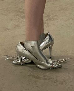 #chrome Shoe Art, Metal Work, Metal Working, Designer Shoes, Fashion Shoes, Silver Tone, High Heels, Heels, Silver