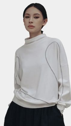 ❤️#outfits  #sweater #alternativefashion #fashion #techwear White Techwear, Women Techwear, Sweatshirt For Women, White Sweatshirt, Alternative Fashion, Hoodies Womens, Loose Fitting, Casual Outfits, Cute Outfits