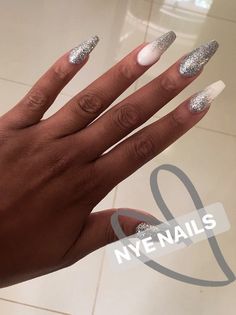 Occasion Nails, Black Nails With Glitter, Nails Inspired, Pretty Nail Colors, Pedicure Manicure, Gelish Nails, Gel Nails Diy, Brooklyn 99, Racun Shopee