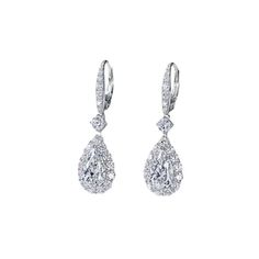 LOVCIA Elegant Drop-shaped Diamond Earrings with Sterling Silver Enclosure for Women Elevate your elegance with the LOVCIA Elegant Drop-shaped Diamond Earrings. These stunning earrings are the perfect accessory for any occasion, offering a touch of sophistication and timeless beauty. Key Features: Exquisite Design: The unique drop-shaped design adds a graceful touch to your ensemble, making you stand out in any crowd. High-Quality Materials: Made with premium silver and a sterling silver enclosure, these earrings ensure durability and a brilliant shine. Electroplating Process: Finished with a white gold color electroplating process, these earrings maintain their luster and resist tarnishing. Benefits: Timeless Elegance: The classic drop-shaped design with sparkling diamonds is perfect for Black Friday Jewelry, Color Pairs, Mens Stainless Steel Rings, Natural Stone Bracelets, Mens Beaded Bracelets, Gold Plated Bracelets, Earring Sale, Stunning Earrings, Stainless Steel Earrings