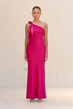 CULT GAIA KAMILA GOWN IN BLOOM Revolve Gown, Black Tie Optional Attire, Dresses Gala, Spring Bridesmaid Dresses, Icon Clothing, Pink Silk Dress, Black Tie Dress, Pink Gowns, Silk Gown