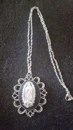 virgin of Guadalupe, Our lady of Guadalupe, Religious, Religious necklace, Guadalupe necklace, Ready Miraculous Medal Pendant Jewelry For Wedding, Wedding Miraculous Medal Pendant Jewelry, Miraculous Medal Wedding Pendant Jewelry, Silver Necklace With Miraculous Medal For Wedding, Silver Our Lady Of Guadalupe Jewelry For Wedding, Silver Our Lady Of Guadalupe Necklace, Silver Our Lady Of Guadalupe Pendant Jewelry, Oval Our Lady Of Guadalupe Necklace Gift, Oval Our Lady Of Guadalupe Necklace For Gift