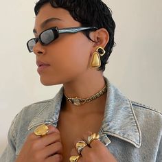 Modern Necklace With Adjustable Chain, Modern Metal Jewelry With Chunky Chain, Vintage Adjustable Tarnish-resistant Jewelry, Metal Chain Jewelry For Accessorizing, Chunky Chain Jewelry As Fashion Accessory, Gold Clasp Metal Jewelry As A Gift, Modern Adjustable Jewelry With Gold Clasp, Metal Jewelry With Gold Clasp As A Gift, Metal Jewelry With Gold Clasp For Gift