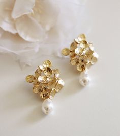 Gold Bridal Earrings, Vintage Style Romantic Wedding Earrings, Pearl Earrings, Hydrangea Flower Statement Earrings Gold Wedding Jewelry E208 - Etsy Hydrangea Jewelry, Gold Hydrangea, Garden Wedding Jewelry, Handmade Wedding Jewellery, Statement Earrings Gold, Flower Earrings Gold, Island Jewelry, Gold Earrings Wedding, Wedding Bridesmaid Jewelry