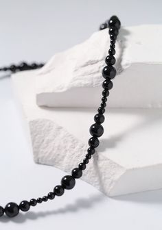 Material: Black Onyx Size: necklace circumference 37-44cm Weight: 21.5g Black Jewelry With Beaded Chain And Round Beads, Trendy Black Necklace With Adjustable Chain, Black Single Strand Beaded Necklace For Party, Trendy Black Beaded Necklaces With Round Beads, Black Single Strand Beaded Necklaces For Party, Trendy Black Beaded Necklace Gift, Black Round Beads Necklace For Party, Trendy Black Beaded Jewelry, Black Beaded Necklaces With Round Beads And Chain