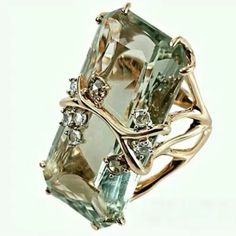 Stunning Silver Plated Cocktail Ring With Large Square Zircon - Perfect For Daily Outfits And Parties Prasiolite Ring, Bijoux Art Deco, Elegant Rings, Bijoux Art Nouveau, Jewelry Elegant, Golden Jewelry, Luxury Rings, Engagement Jewelry, Unique Designers