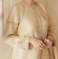 Raw Silk Dress, Fancy Suit, Simple Kurta Designs, Kurti Embroidery Design, Beautiful Suit, Embroidery Suits Design