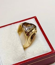 Absolutely Stunning Vintage 14k Yellow Gold Natural Diamond Ring band Diamond: 0.04CT Color: G Clarity: SI1 Total ring weight: 4.30GR 14K Yellow Gold Ring sizing available Free of Charge For more information regarding this item feel free to reach me so I can accommodate your needs. Thank you 14k Yellow Gold Couple Rings With Brilliant Cut, Elegant Diamond Cut Heart Ring For Formal Occasions, Elegant Yellow Gold Heart Ring With Vs Clarity, Elegant Heart Ring With Diamond Cut For Formal Occasions, Elegant Formal Heart Ring With Diamond Cut, Classic Gold Heart Ring With Brilliant Cut, Fine Jewelry 14k Gold Anniversary Bands, 14k Stamped Round Band Diamond Ring For Anniversary, Diamond Promise Ring Stamped 14k