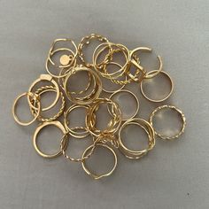 Brand New - 27 Rings In Total. Some Are Adjustable, Some Not. All Gold. Gold Ring Pack, Jewelry Grunge, Shein Jewelry, Junior Prom, Rings Gold, Jewelry Brand, Rings Simple, Simple Jewelry, Christmas Wishlist