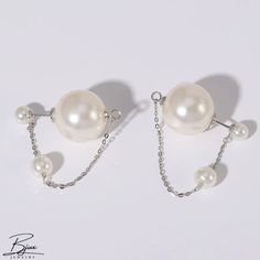 Bjux - Pendientes de plata de ley con perlas de doble cara y doble tamaño 925 Silver Earrings, Precious Metal, Pearl Studs, Precious Metals, Fashion Earrings, Silver Earrings, 925 Silver, Packaging, Sterling Silver