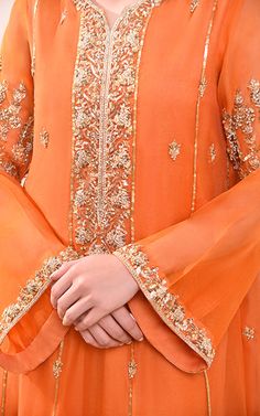 Karchupi Work, Indian Outfits Modern, Dress Design Pakistani, Silk Dress Design, Pencil Trousers, Eastern Dresses, Kameez Designs, Frock Fashion, Neck Designs For Suits