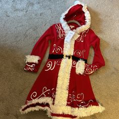 This Adorable Red Hooded Knit Christmas Dress With Silver Design Sequins For A Sparkling Look! You’ll Truly Be The Hit Of The Party!! Fun, Festive & Fabulous Dress!!! Nwt Black Swimsuit Cover Up, Addams Dress, Black Tunic Dress, Watercolor Dress, Knit Christmas, Bodycon Cocktail Dress, Fabulous Christmas, Black Party Dresses, Knitted Hood